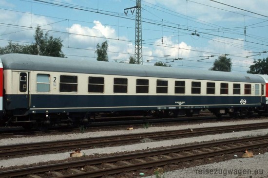 NS Bcm 51 84 50 - 30 019-0 - ex DB 51 80 50 - 30 084-8 Emmerich 31.7.98
