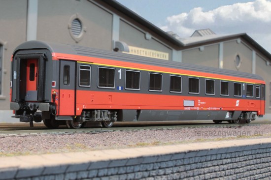 RT_32103_Am_Seite1 RT_32103_Am_Seite1