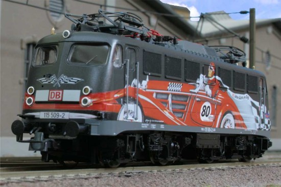 Roco_62547_BR115_Autozug
