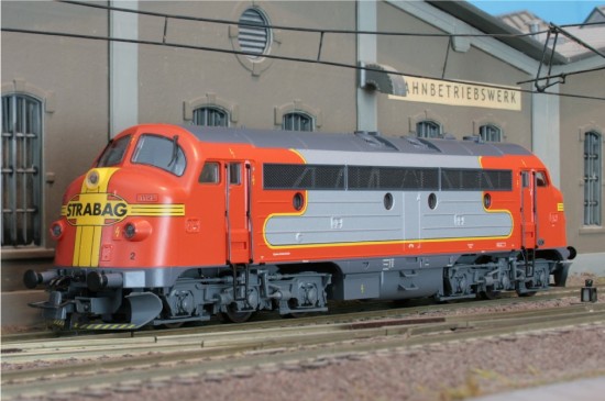 Roco_62856_Strabag_orange Roco_62856_Strabag_orange