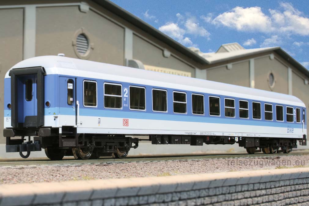 Roco_64434_Bimdz_Gangseite